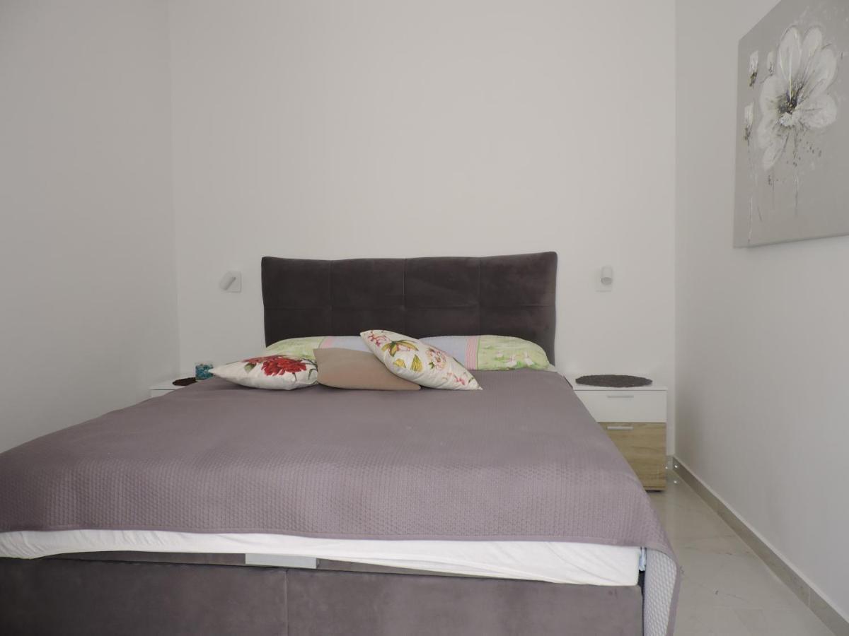 Berat Apartment Vodnjan Exterior foto